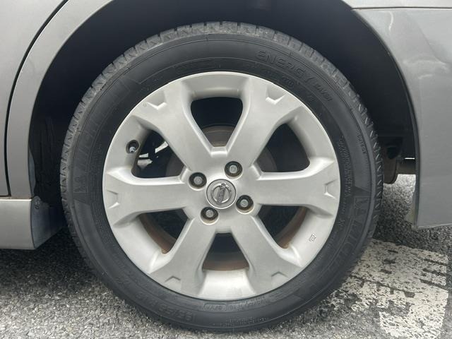 Nissan Wingroad 2007 8212789-10