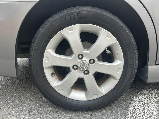 Nissan Wingroad 2007 8212789-12
