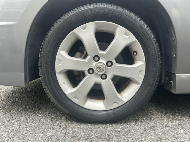 Nissan Wingroad 2007 8212789-7