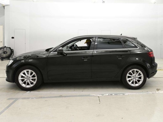 Audi A3 2014 8247823-4