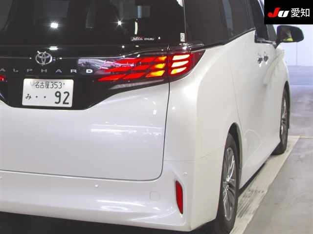 Toyota ALPHARD 2024 8245809-8