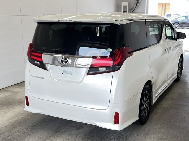 Toyota ALPHARD 2017 8245835-1