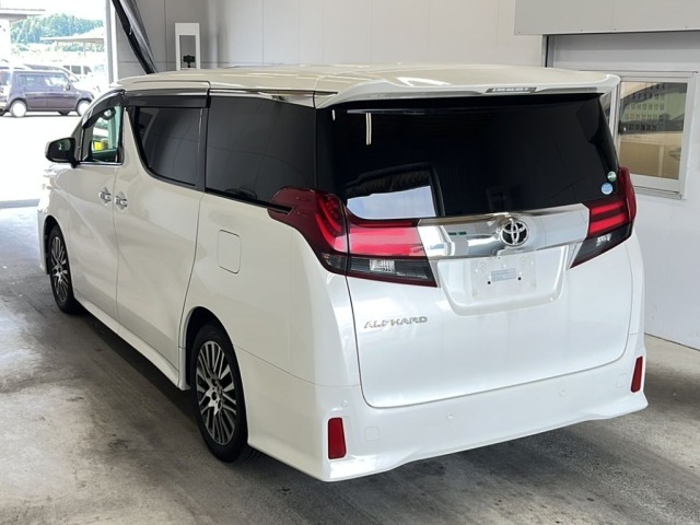 Toyota ALPHARD 2017 8245844-5