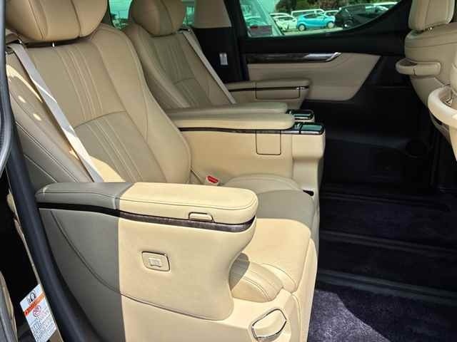 Toyota ALPHARD 2020 8245900-8
