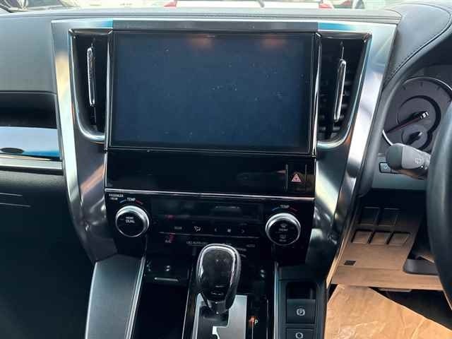 Toyota ALPHARD 2017 8245902-6