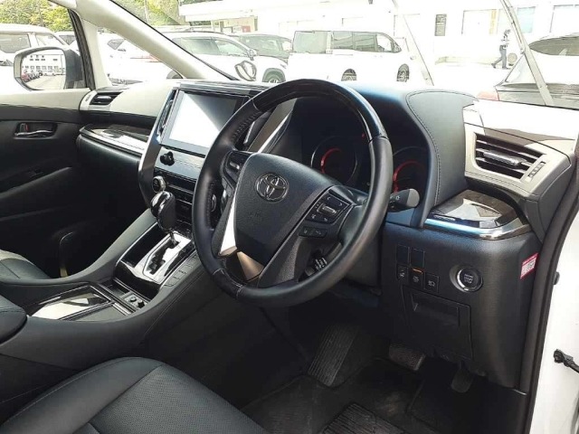 Toyota ALPHARD 2022 8246097-9