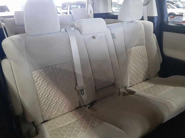 Toyota ALPHARD 2016 8246111-11