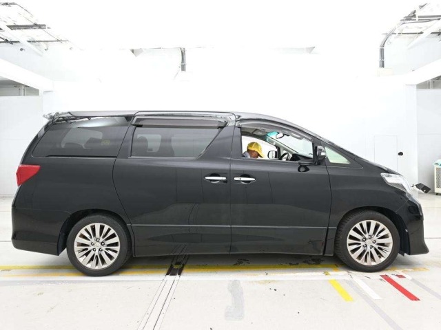 Toyota ALPHARD 2013 8246112-3
