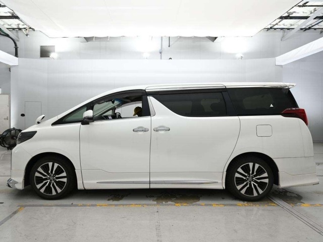 Toyota ALPHARD 2022 8246125-4