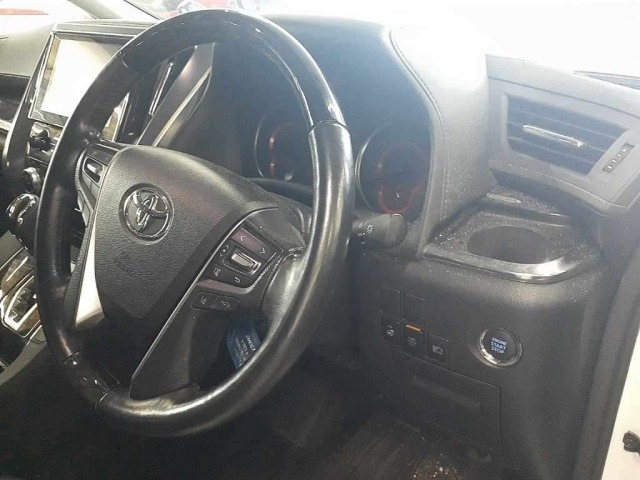 Toyota ALPHARD 2022 8246125-9