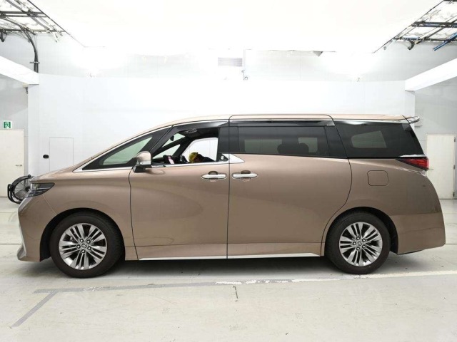 Toyota ALPHARD 2025 8246141-4