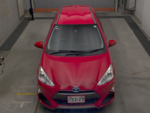 Toyota AQUA 2015 8236977-6