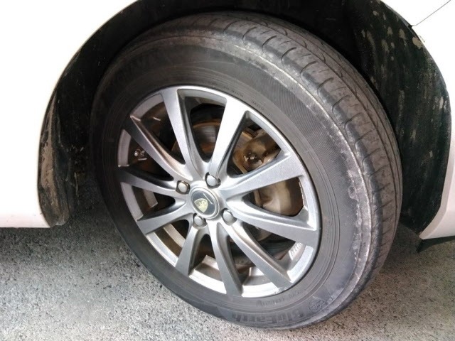 Toyota AQUA 2017 8236978-9
