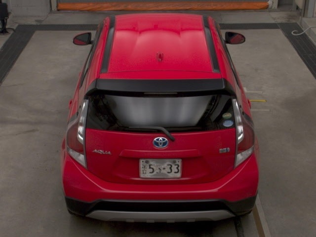 Toyota AQUA 2017 8236979-7
