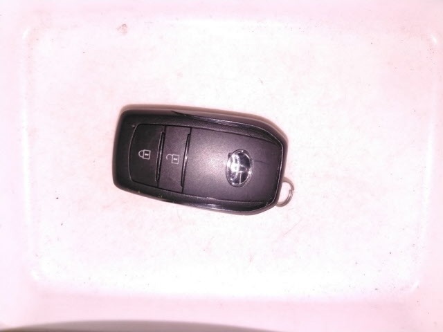Toyota AQUA 2024 8236981-10