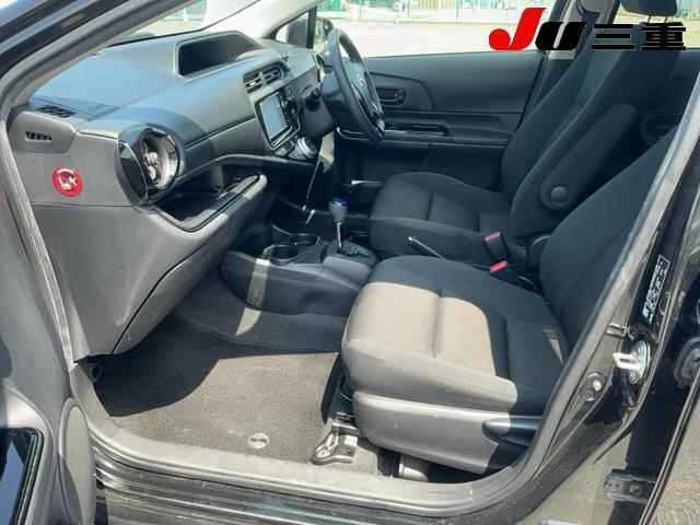 Toyota AQUA 2016 8236986-3