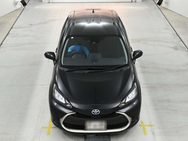 Toyota AQUA 2024 8236989-7