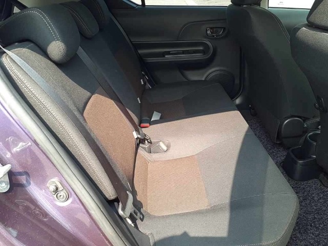 Toyota AQUA 2019 8236991-10