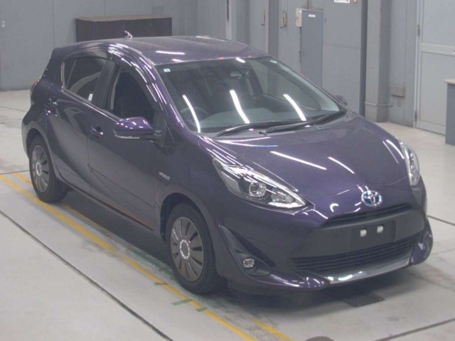 Toyota AQUA 2019 8236991-5