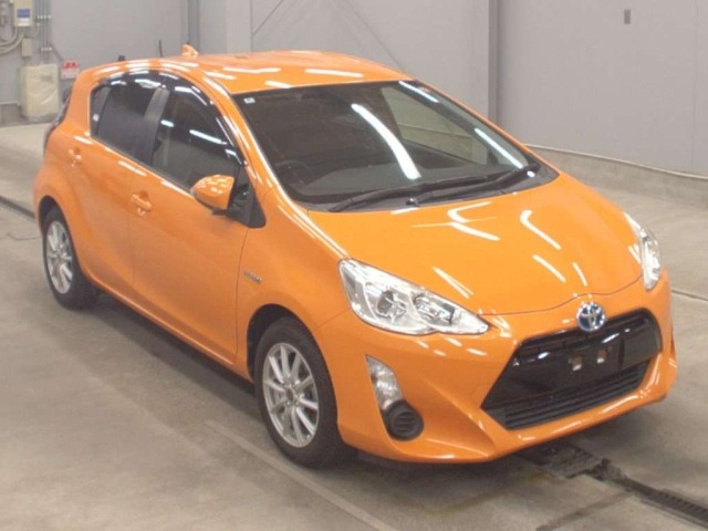 Toyota AQUA 2016 8236993-5