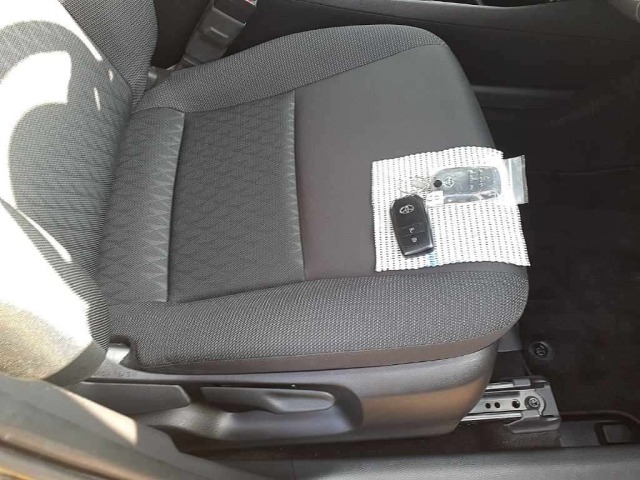 Toyota AQUA 2021 8237014-10