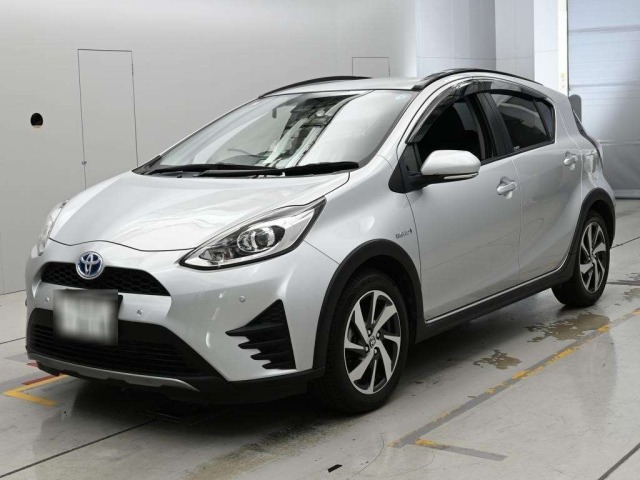 Toyota AQUA 2019 8237015-0