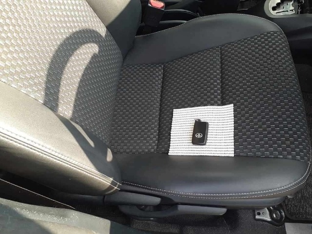 Toyota AQUA 2019 8237015-10