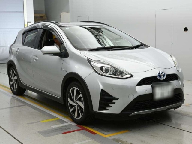 Toyota AQUA 2019 8237015-5