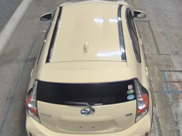Toyota AQUA 2019 8237016-6