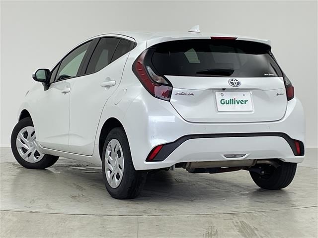 Toyota AQUA 2025 8237310-13