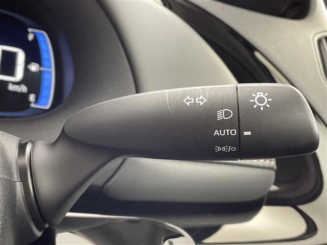 Toyota AQUA 2025 8237310-7