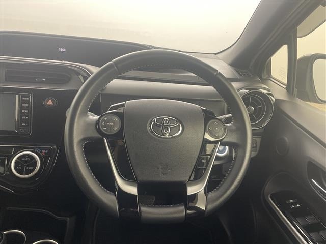 Toyota AQUA 2018 8237312-14