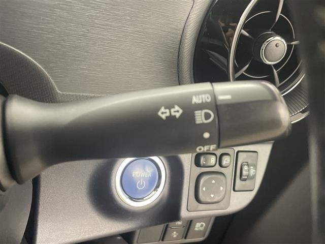 Toyota AQUA 2018 8237312-22