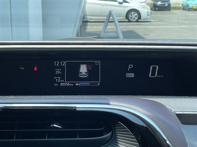 Toyota AQUA 2018 8237326-1