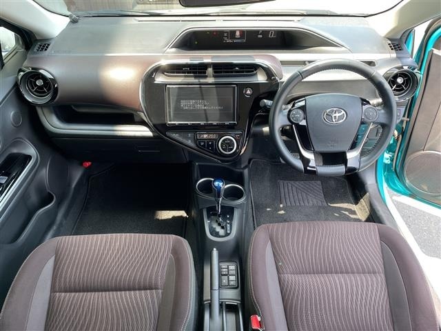 Toyota AQUA 2018 8237326-15