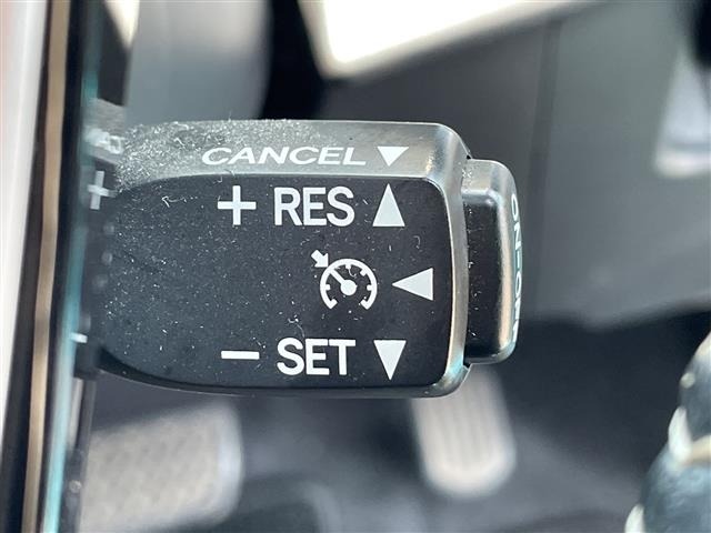Toyota AQUA 2018 8237326-7