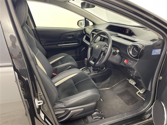 Toyota AQUA 2014 8237332-10