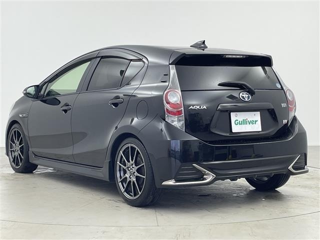 Toyota AQUA 2014 8237332-13