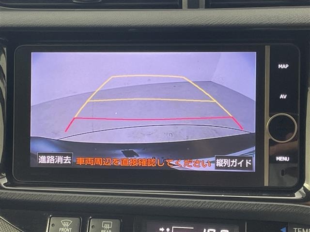 Toyota AQUA 2014 8237332-15