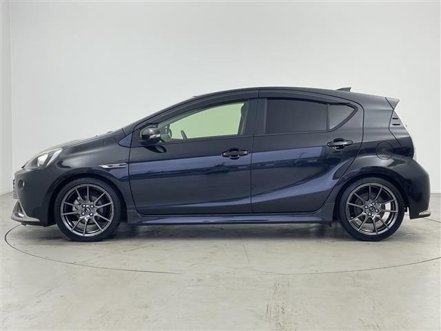 Toyota AQUA 2014 8237332-2