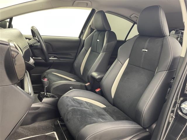 Toyota AQUA 2014 8237332-9