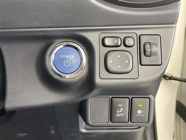 Toyota AQUA 2014 8237337-11