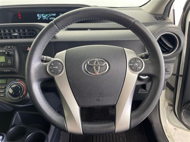 Toyota AQUA 2014 8237337-13