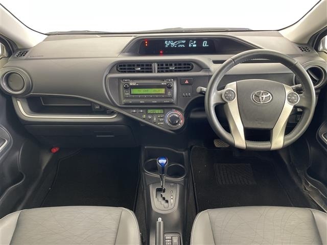 Toyota AQUA 2014 8237337-14
