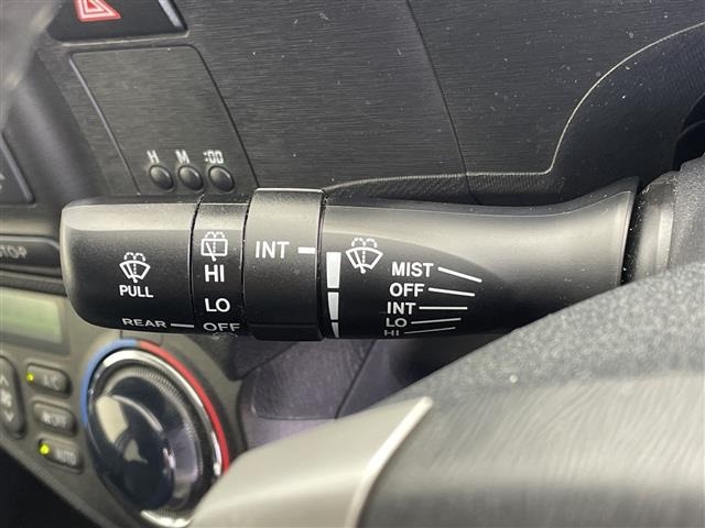Toyota AQUA 2014 8237337-17