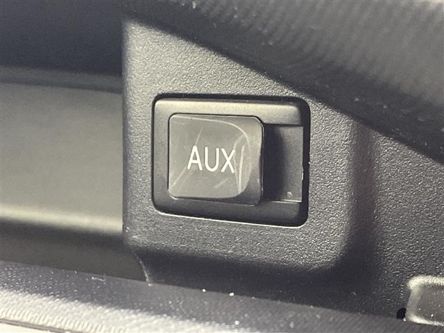 Toyota AQUA 2014 8237337-4