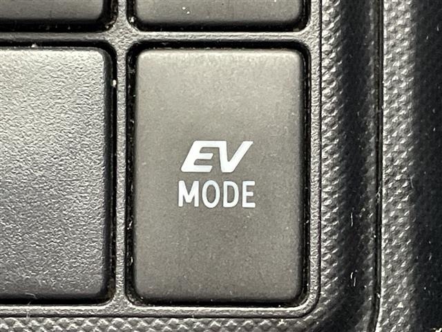 Toyota AQUA 2014 8237337-9