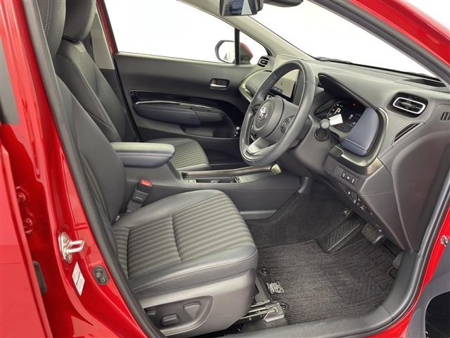 Toyota AQUA 2022 8237384-11