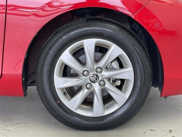 Toyota AQUA 2022 8237384-6
