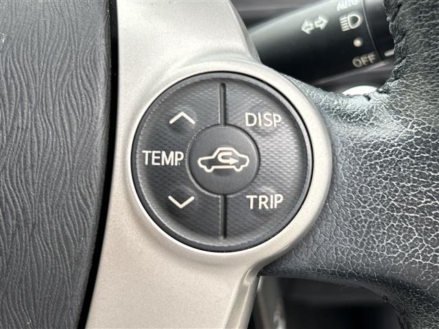 Toyota AQUA 2014 8237422-10